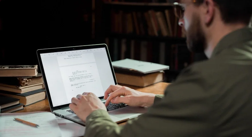 An accessible thesis and Beamer slides